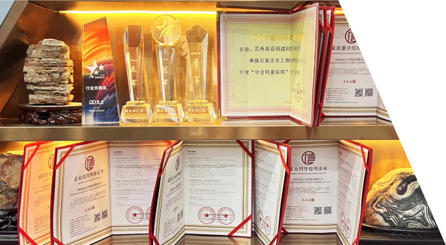 把公司做小，把產(chǎn)品做精 <br>把市場(chǎng)做大，把服務(wù)做好